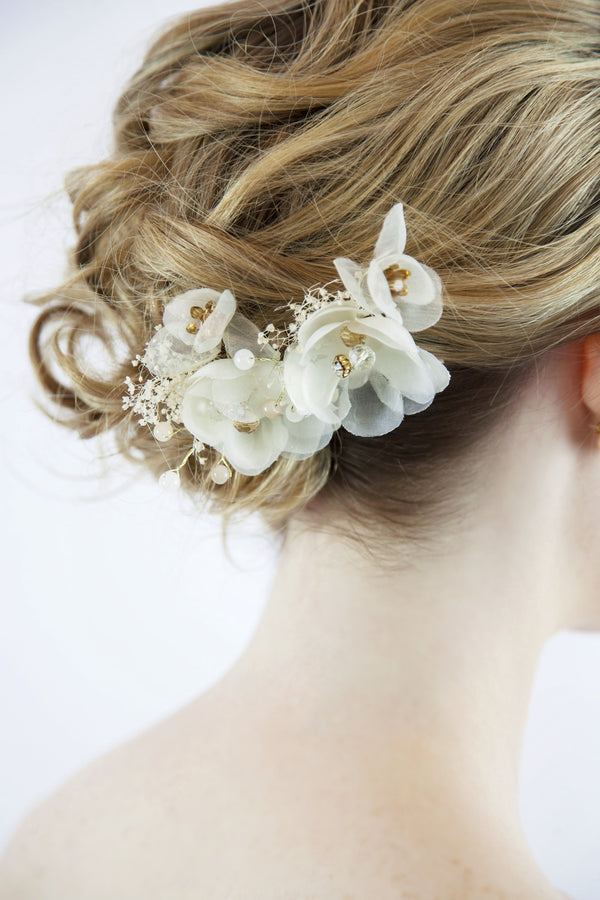 Bridal Flower Hair Clips (A Pair)