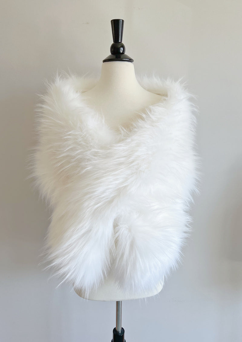 White Bridal Fur Shawl (Lilian PWht02)