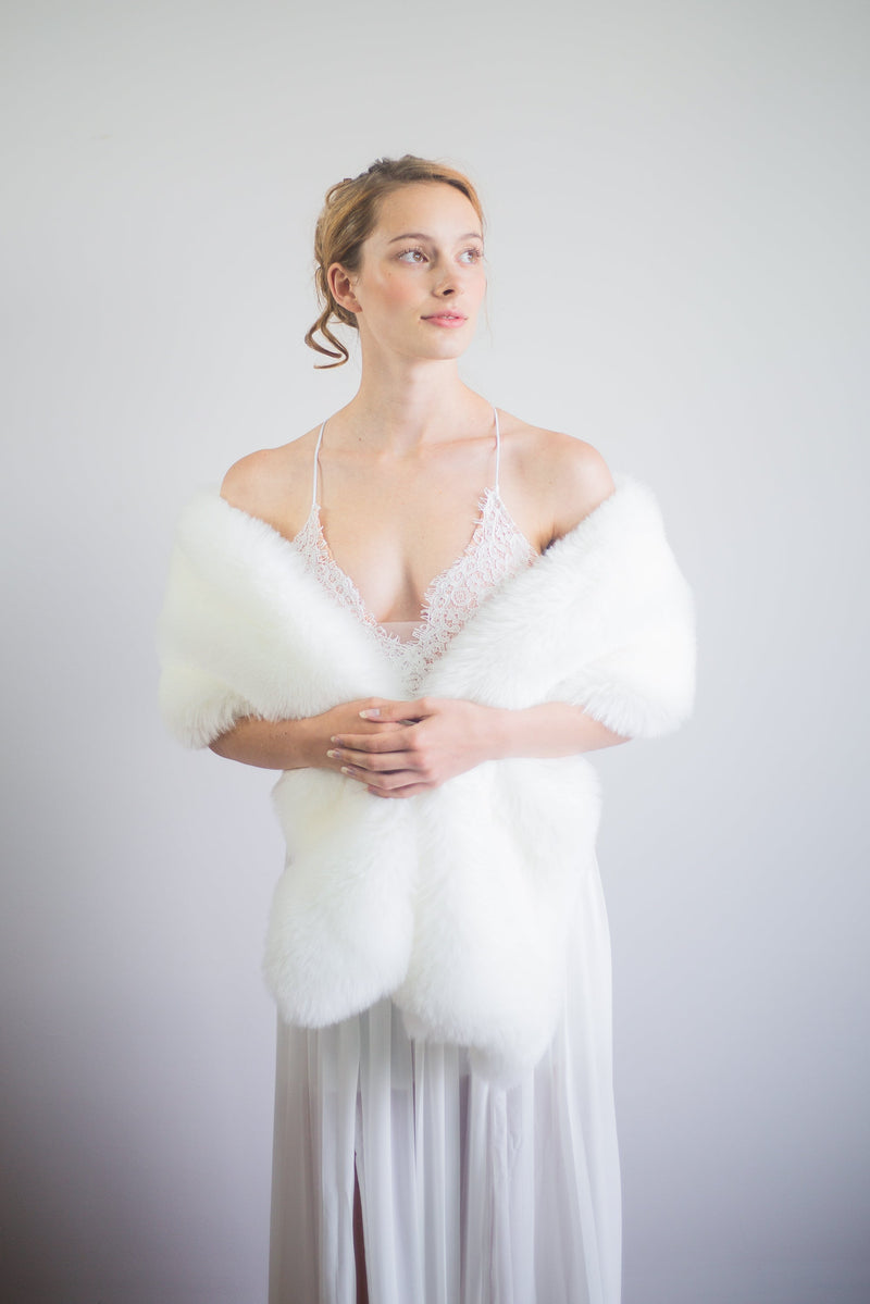 Bridal Ivory White Fur Shawl (Lilian Wht01)