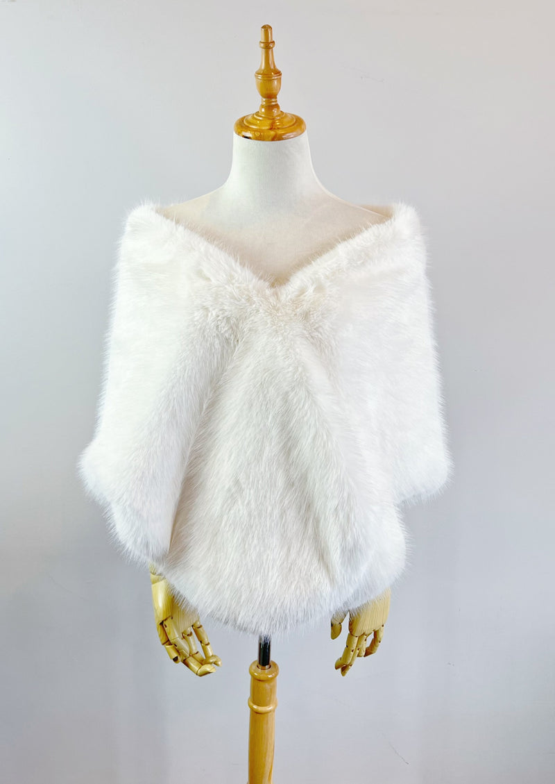 Light Ivory Bridal Fur Shawl with Fleece Lining (Butterfly Ivy07)