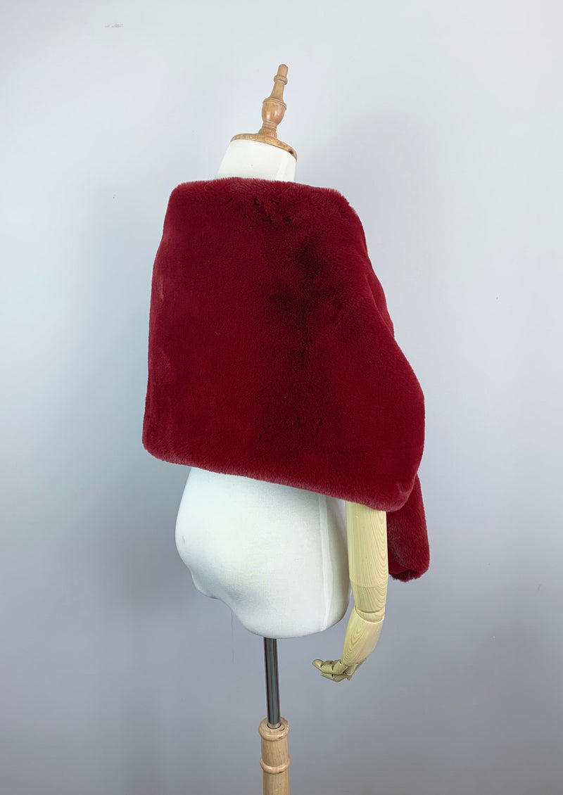 Red Bridal Fur Shawl with Fleece Lining (Audrey Win05)