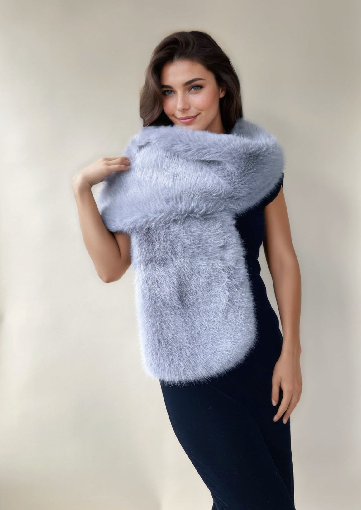Charming Charlie Écharpe Col Faux Fur Gris Doux - Sweater Jacket - Taille MSRP $39