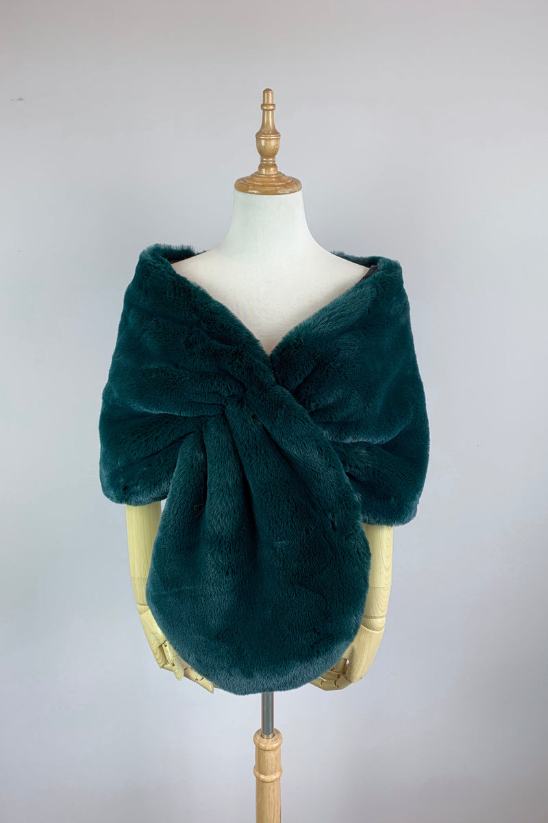 Vintage Green Faux Fur Bridal Cape (Audrey 05)