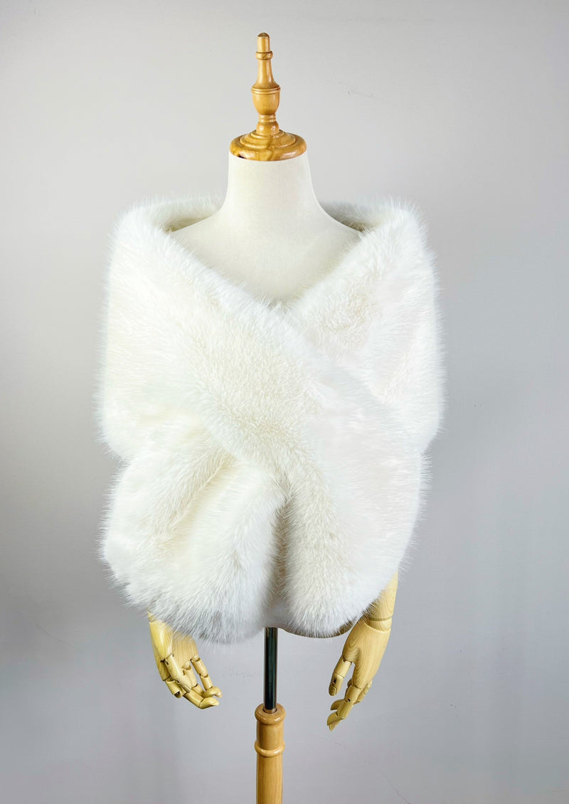 Ivory Bridal Faux Fur Shawl (Lilian Ivy07)