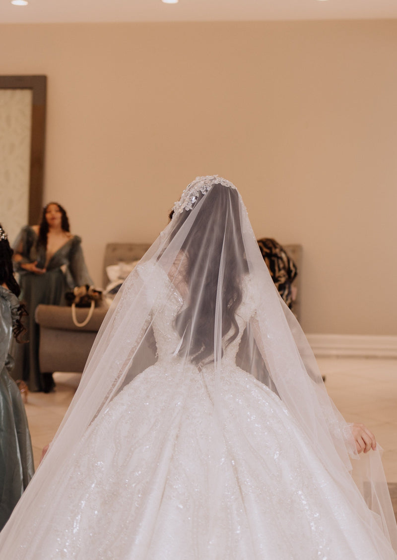 Custom Made Luxury Wedding Pre-Loved Wedding Dress (Amal) Custom Made Luxury Wedding Pre-Loved Wedding Dress (Amal)