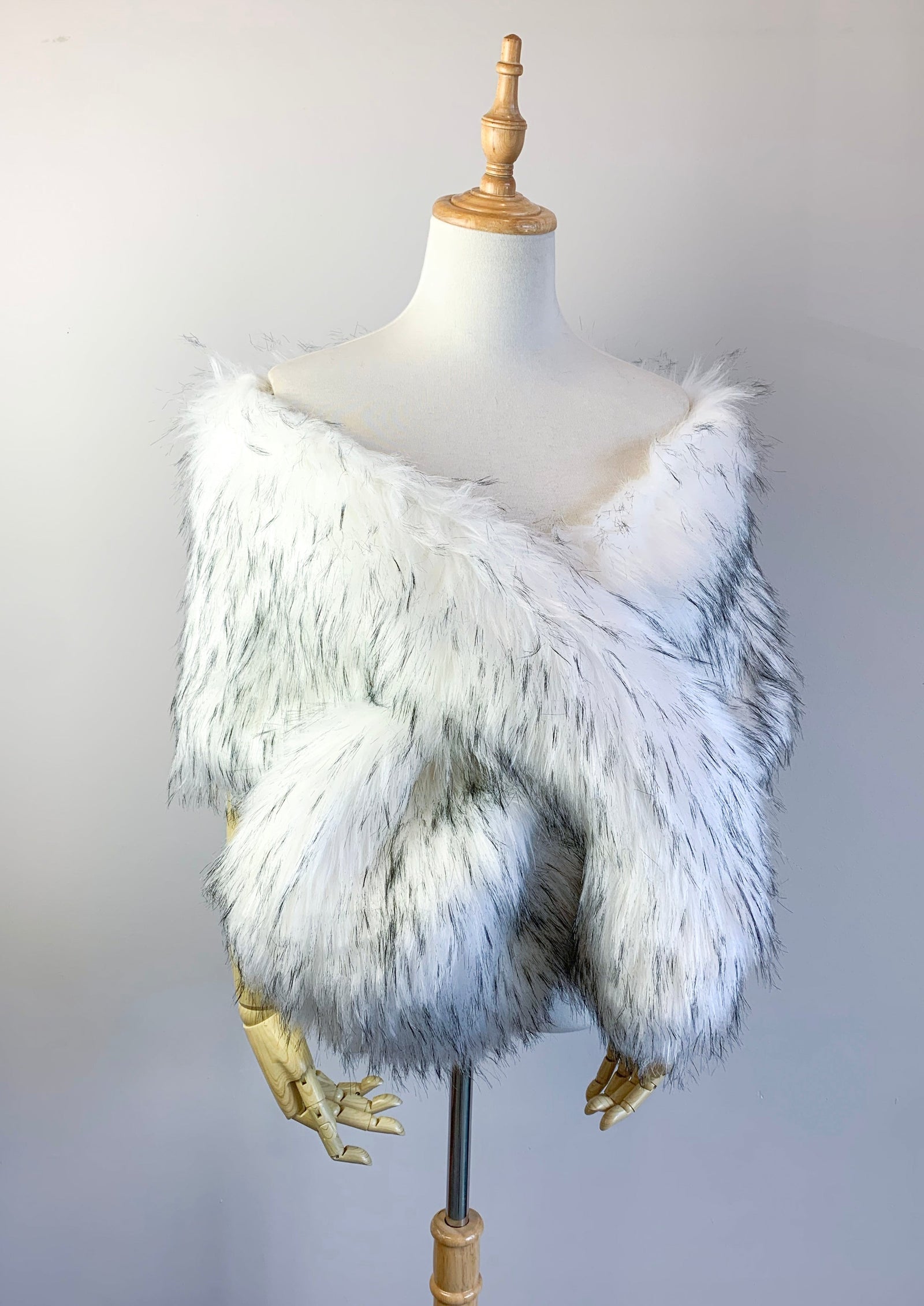 White with Black Fur Shawl (Lilian Wht02)  Sissily Designs