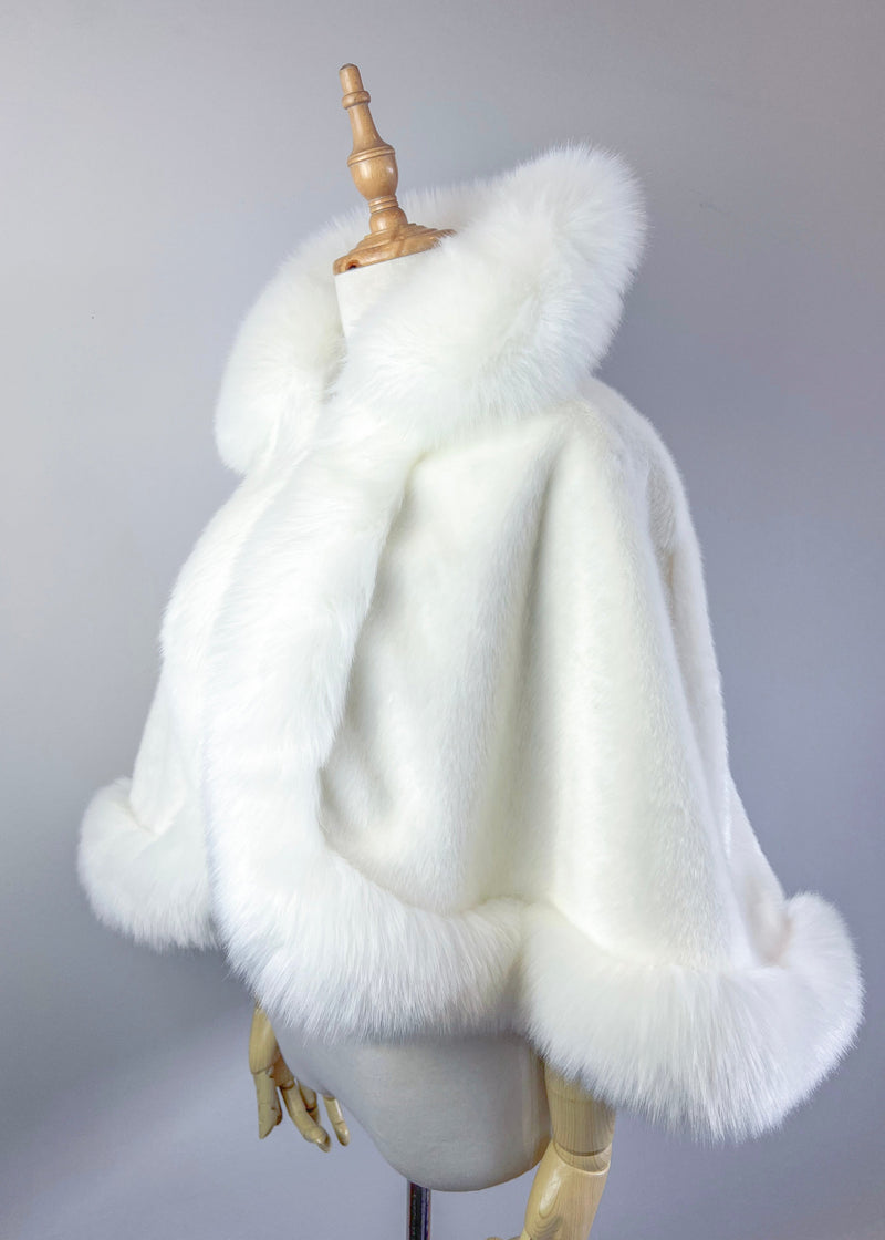 Ivory White Fur Cape (Jennifer Wht01)