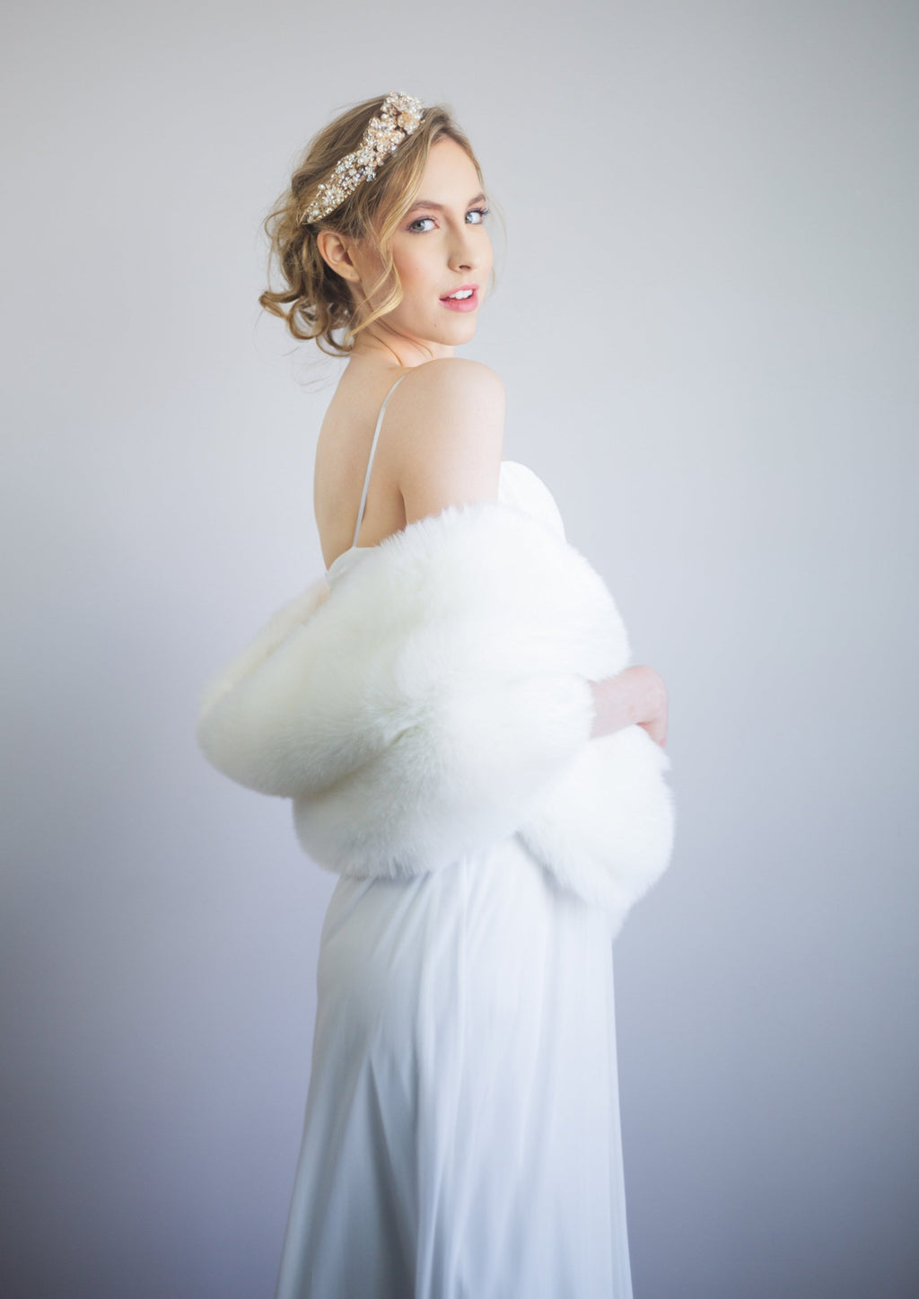 Bridal Pure Ivory Fur Shawl (Celia Wht01) – Sissily Designs