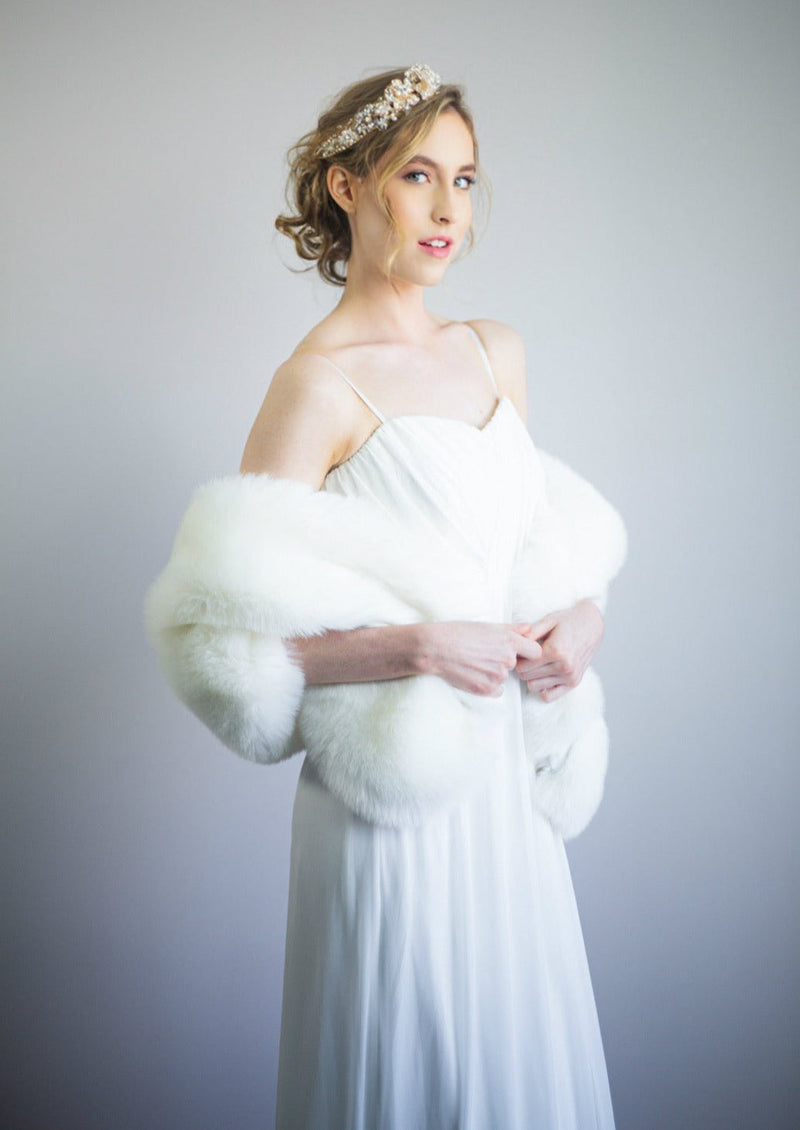 Bridal Pure Ivory Fur Shawl (Celia Wht01)