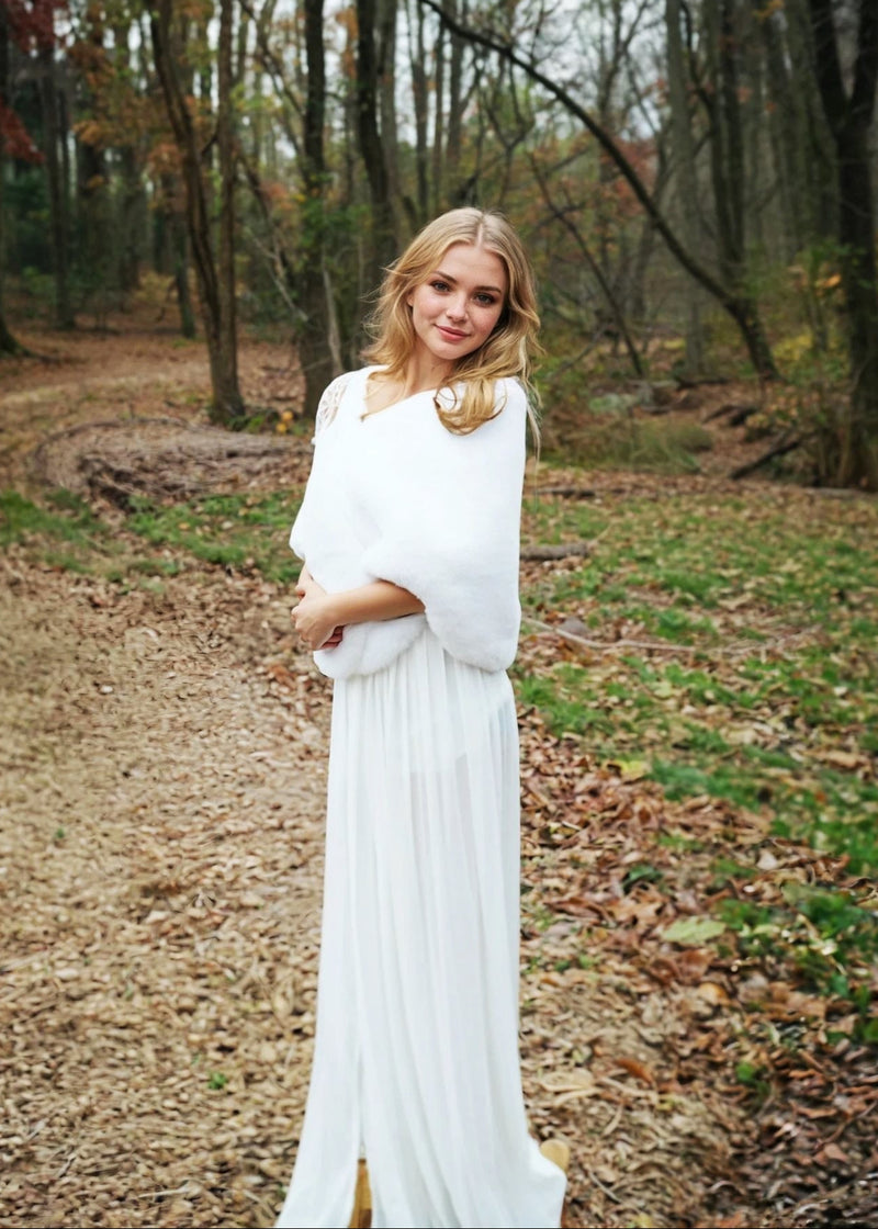 Light Ivory Bridal Faux Fur Shawl (Butterfly Ivy05)
