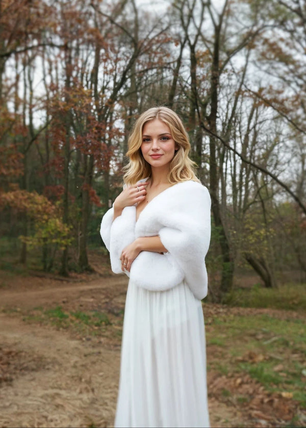 Light Ivory Bridal Faux Fur Shawl (Butterfly Ivy05)