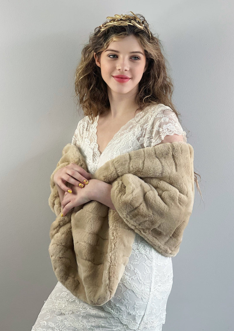 Light Beige / Ivory Double Side Fur Shawl (Jenny Ivy04)