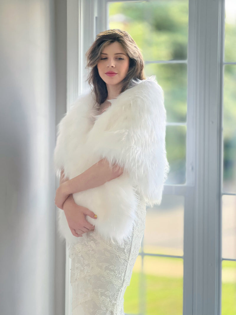 Pure White Bridal Faux Fur Shawl (Butterfly PWht02)