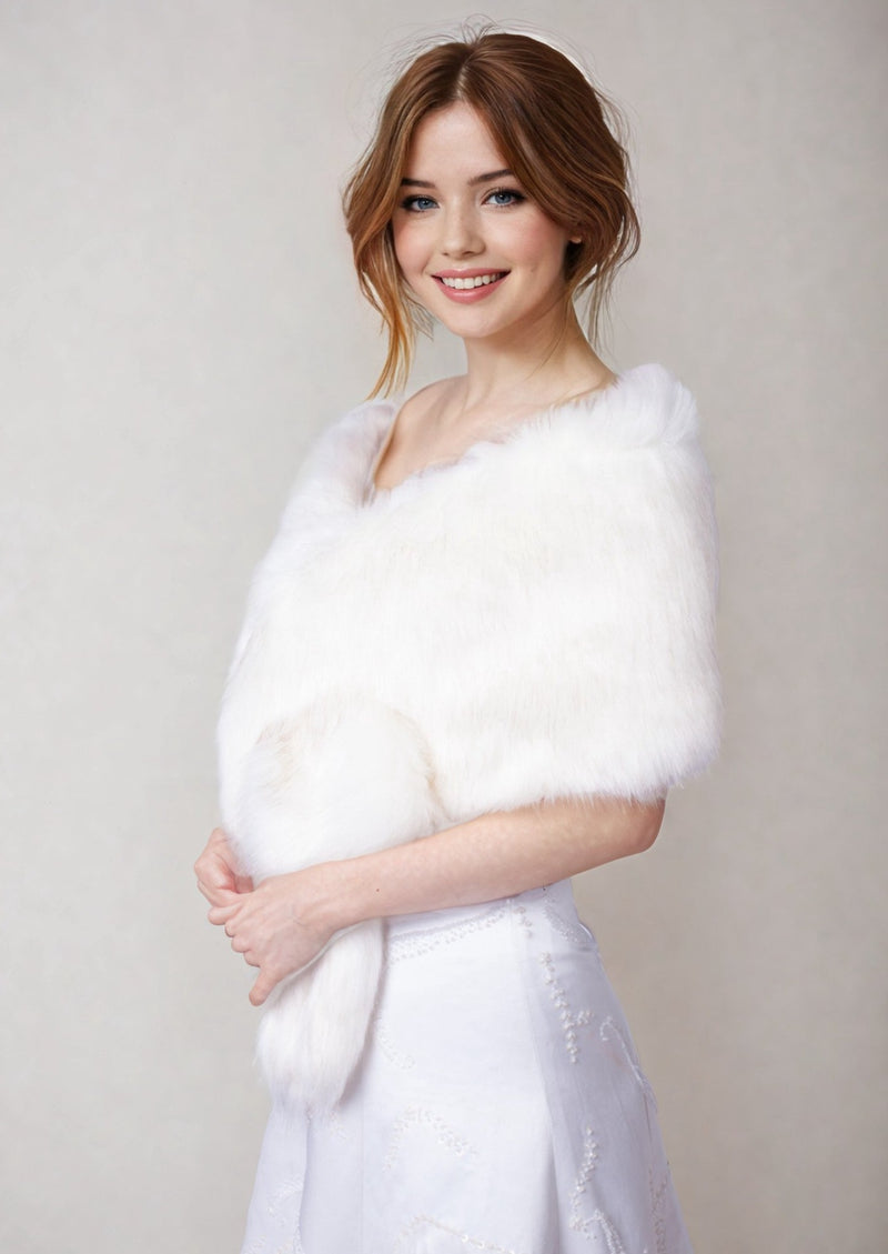 Light Ivory Faux Fur Shawl (Lilian Ivy03)