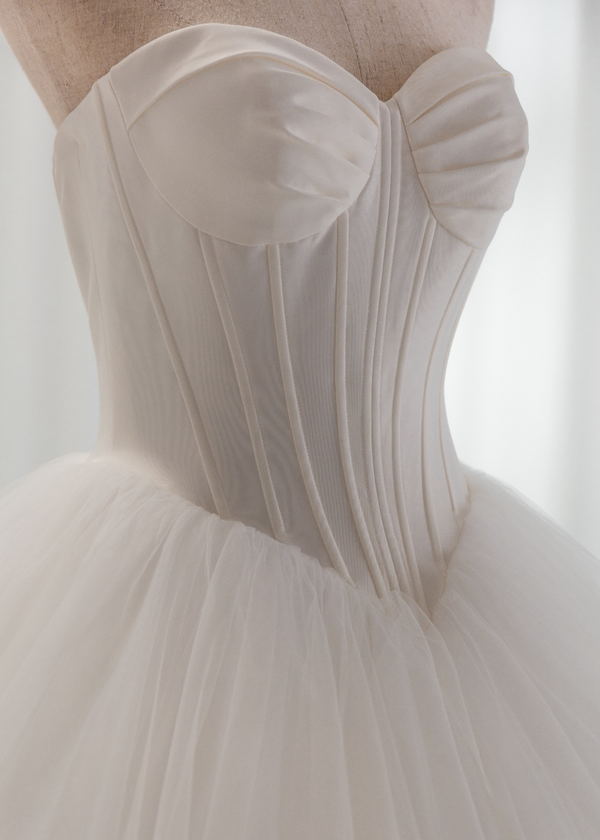 Luxury Italian Tulle Wedding Dress - Carnot (NK8337A)