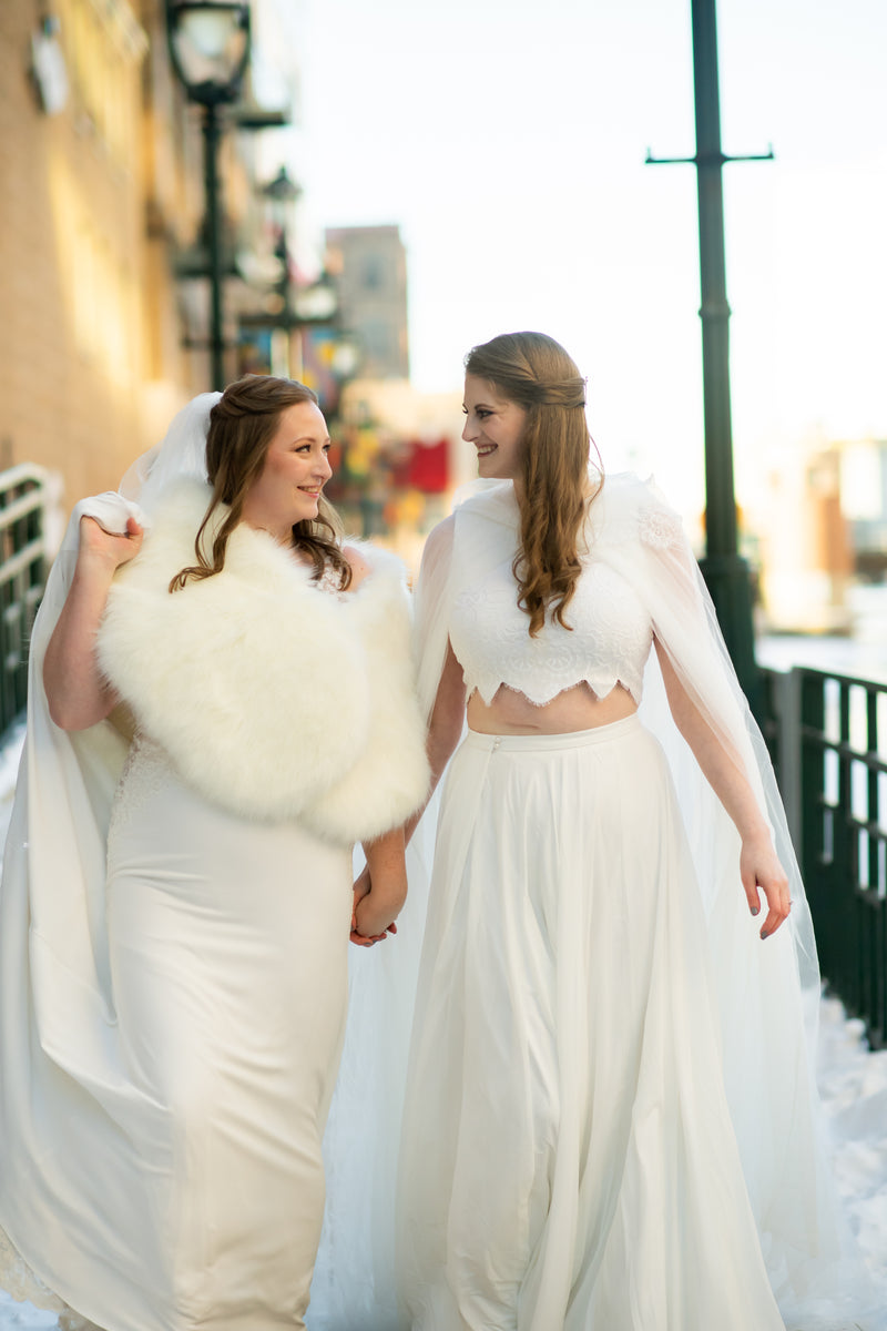 Ivory / White Fur Shawl (Butterfly Ivy03)