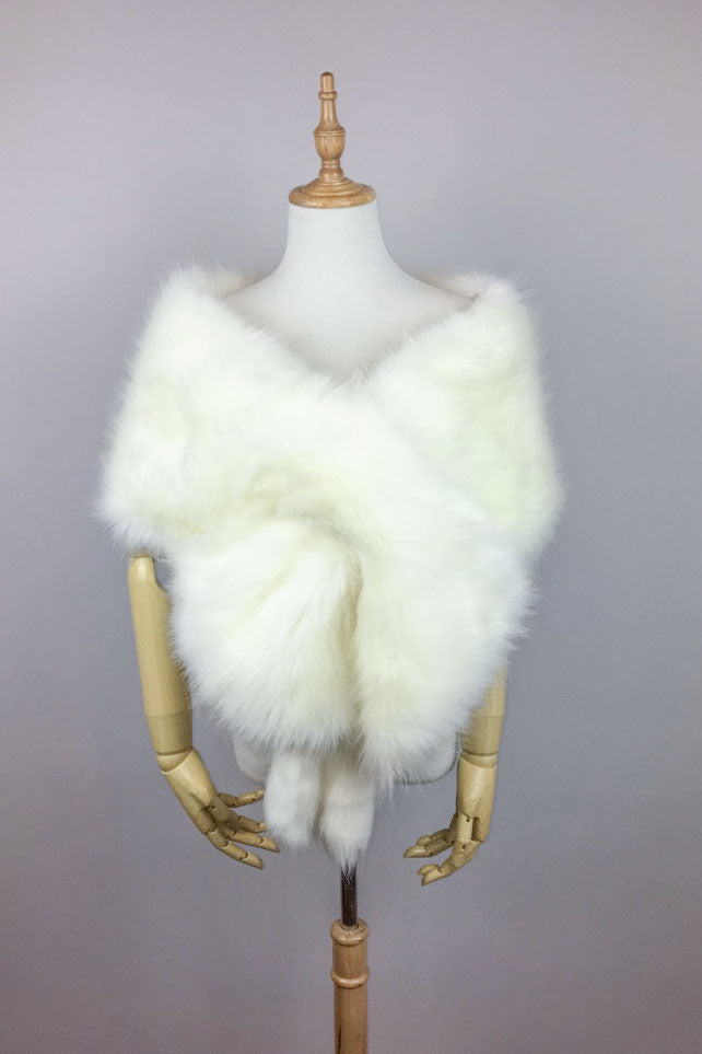 Ivory / White Fur Shawl (Lilian Ivy03)