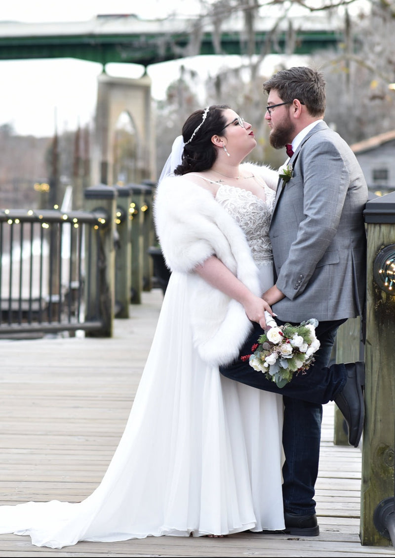 Ivory with Blk Tips Faux Fur Shawl Plus Size Bride (Lilian Wht03)