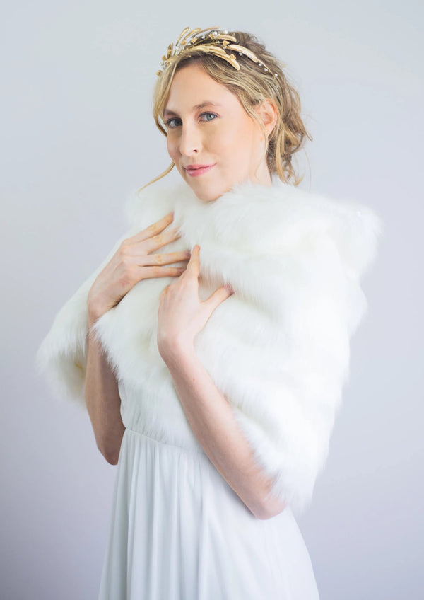 Ivory / White Fur Shawl (Butterfly Ivy03)