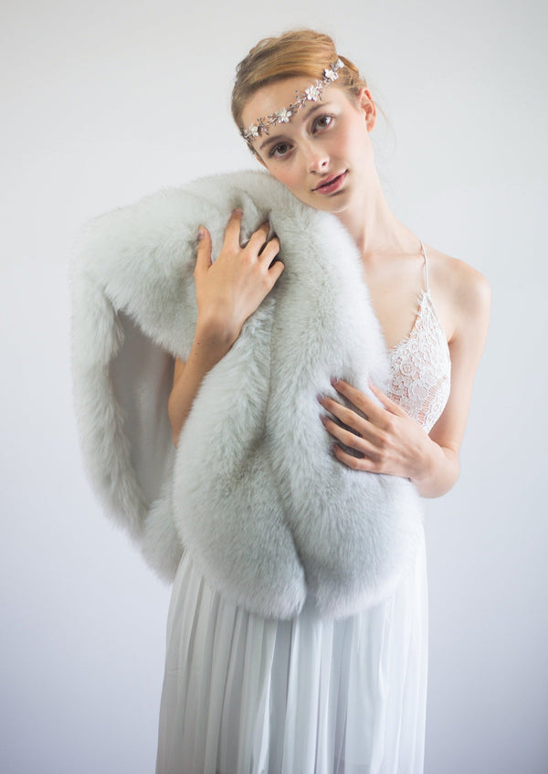 Light Gray Fur Wrap (Penelope LGry07)
