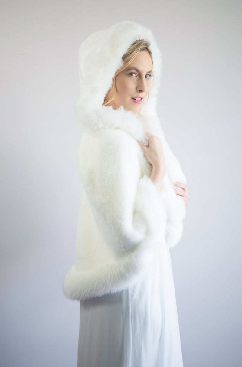 Ivory White Fur Cape (Juliet Wht01)