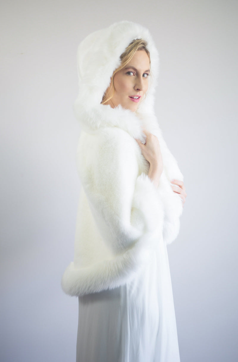 Ivory White Faux Fur Cape (Juliet Wht01)