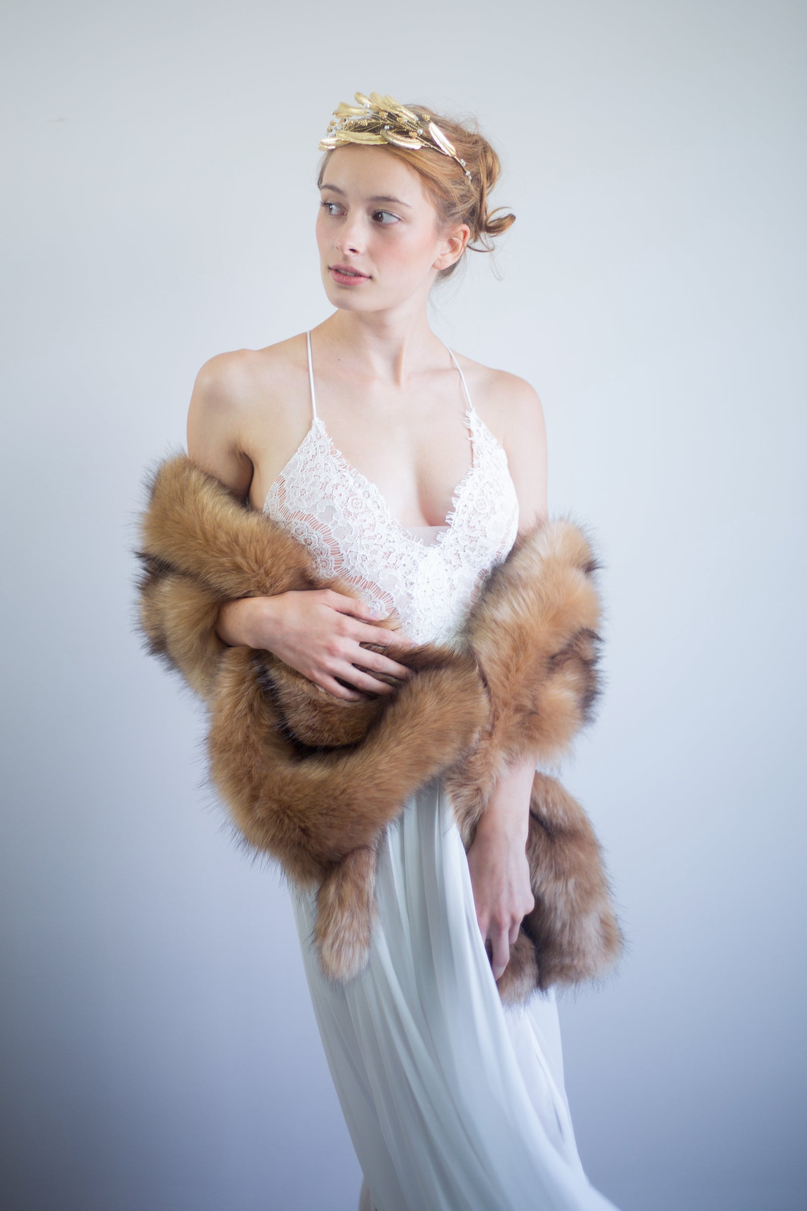 お値下げしました❗️DAISYLIN Love Fur Stole (Brown) Brown Fur Shawl (Lilian Brw02) – Sissily Designs