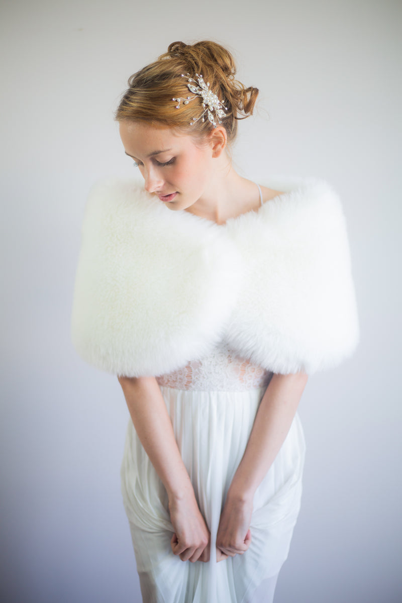 Ivory / White Fur Wrap (Serena Wht01)