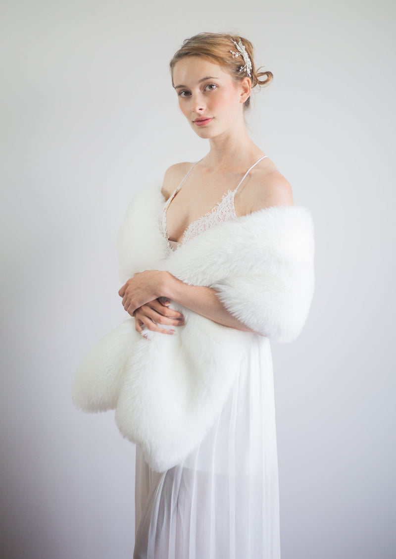 Ivory White Fur Shawl (Lilian Wht01)