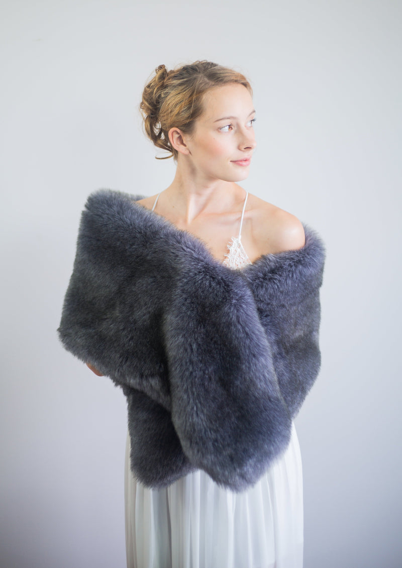 Dark Blue / Gray Faux Fur Shawl (Lilian DGry01)