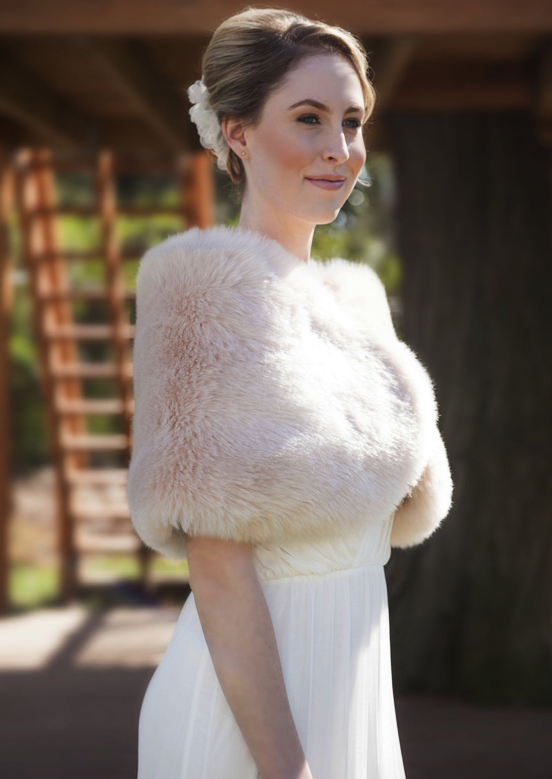 Blush / Beige Fur Wrap (Serena Blu01)