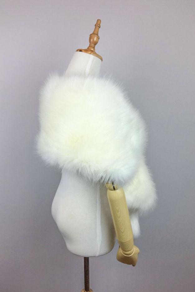 Ivory / White Fur Shawl (Lilian Ivy03)