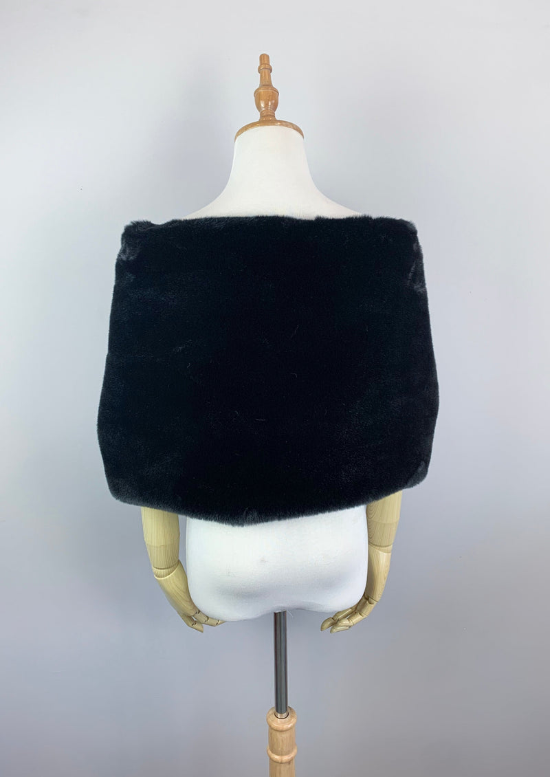 Black Faux Fur Bridal Cape (Audrey Blk05)