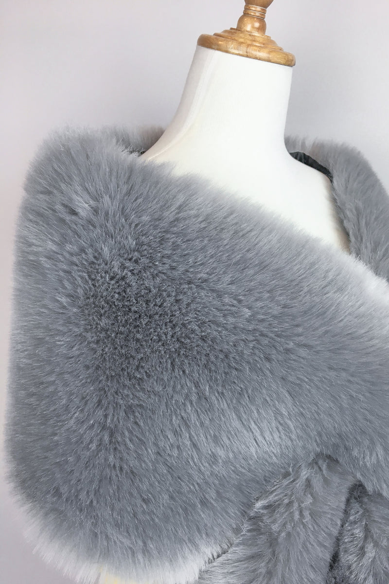 Light Gray Fur Shawl (Lilian Gry01)