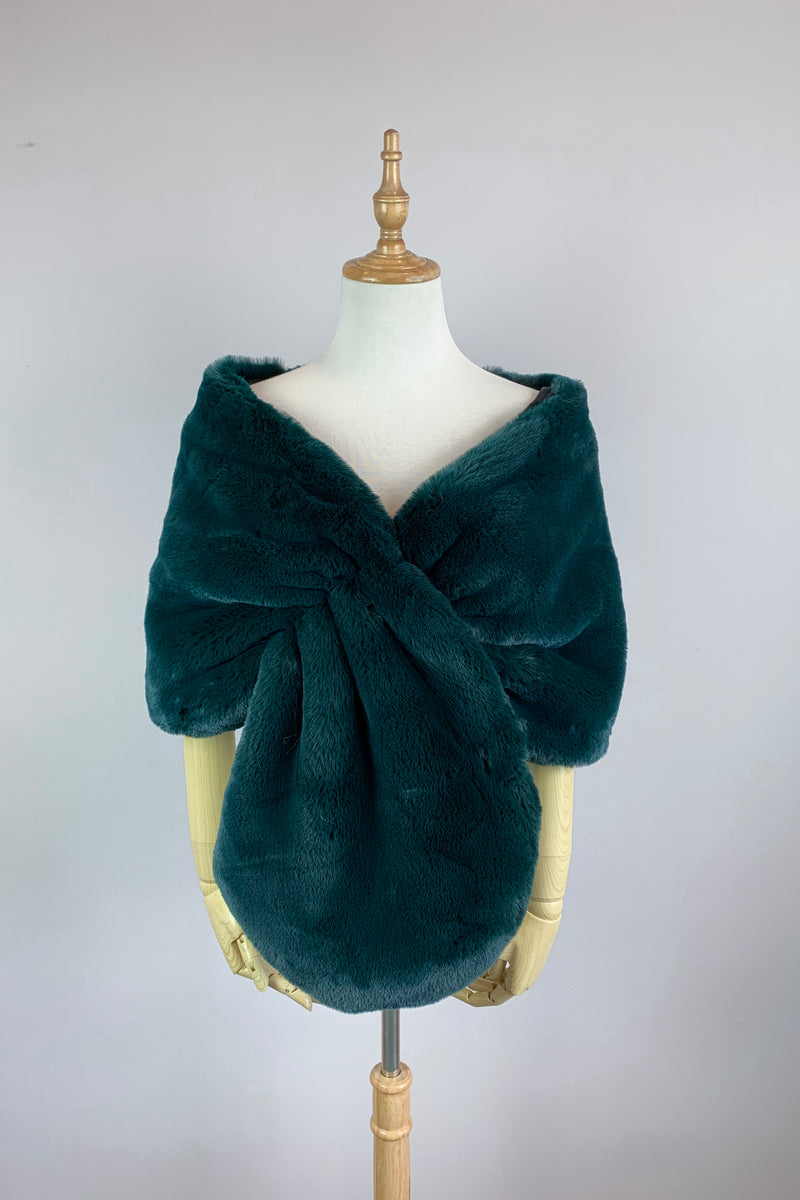 Vintage Green Faux Fur Bridal Cape (Audrey 05)