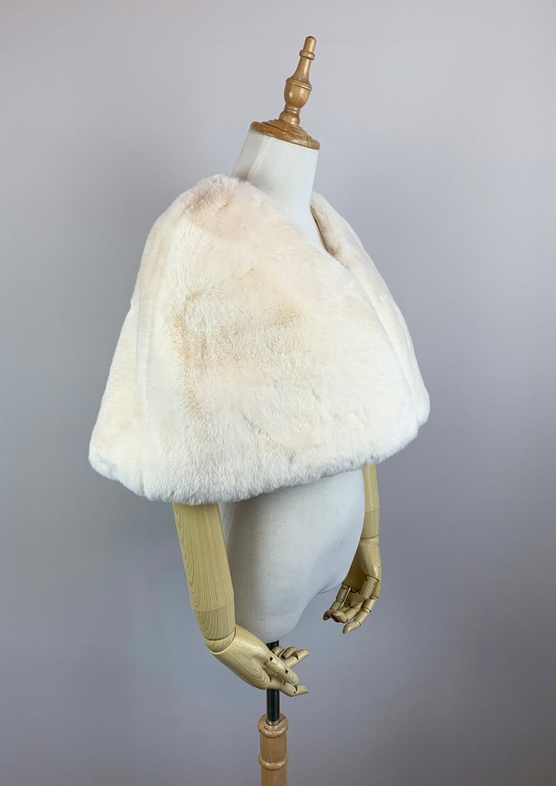 Ivory Faux Fur Bridal Cape (Georgina Ivy05)