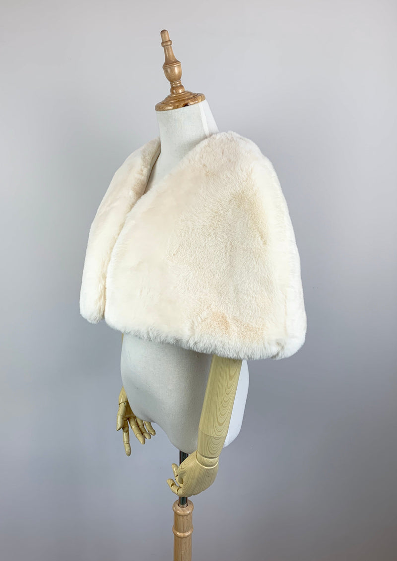 Ivory Faux Fur Bridal Cape (Georgina Ivy05)