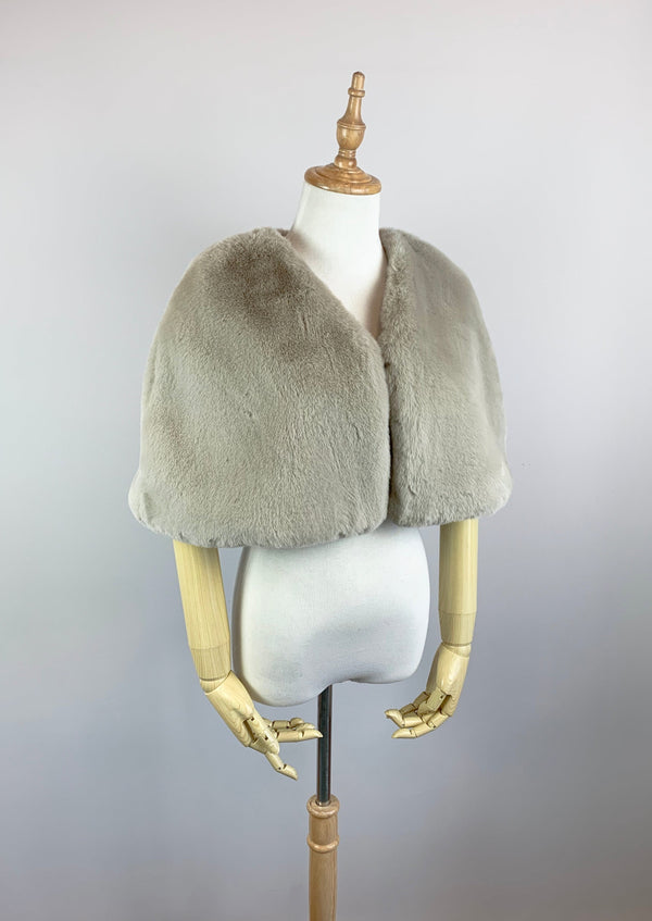 Light Gray Faux Fur Bridal Cape (Georgina LGry05)