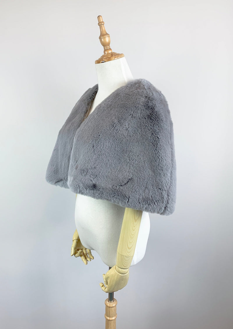 Gray Faux Fur Bridal Cape (Georgina Gry05)
