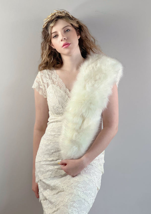 Fox Faux Fur Scarf / Fur Scarf / Bridesmaid Gifts / Ivory Fur Scarf