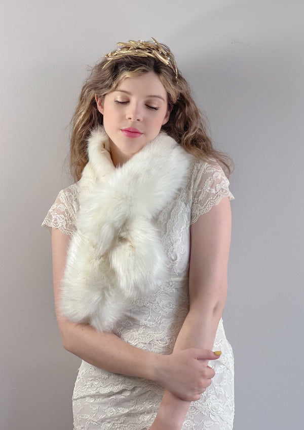 Fox Faux Fur Scarf / Fur Scarf / Bridesmaid Gifts / Ivory Fur Scarf