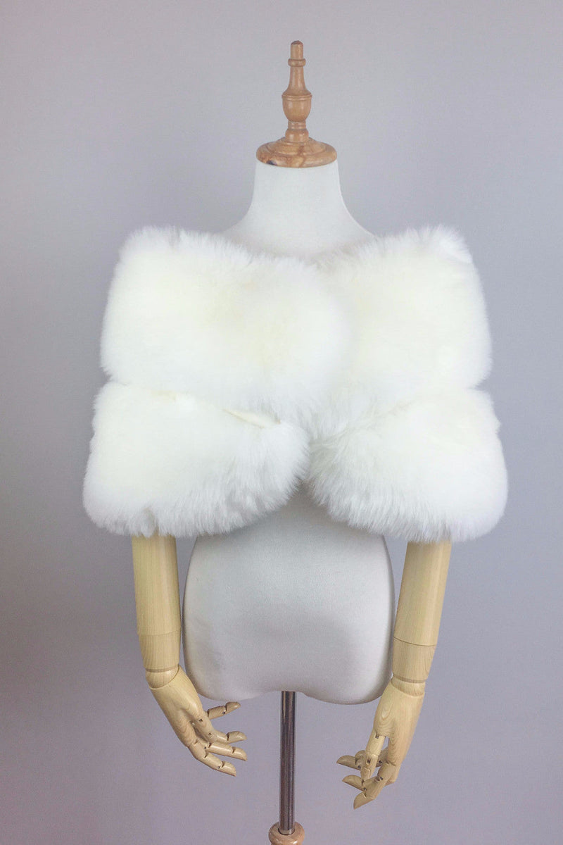 Ivory White Fur Wrap (Penelope Wht01)