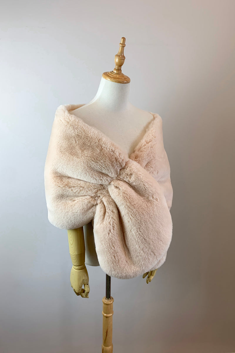 Blush Faux Fur Bridal Cape (Audrey Blu05)