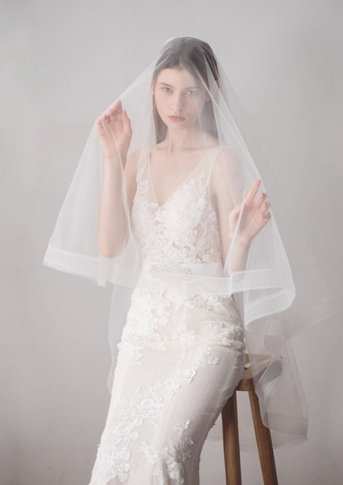 Clara | Minimalist Medium Veil