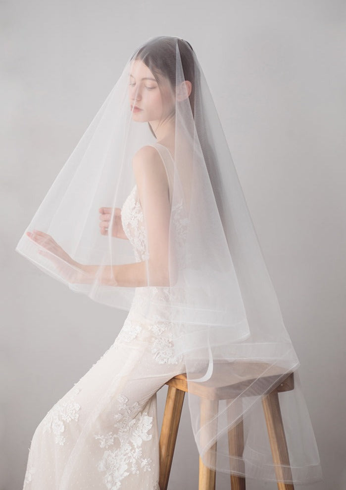 Clara | Minimalist Medium Veil