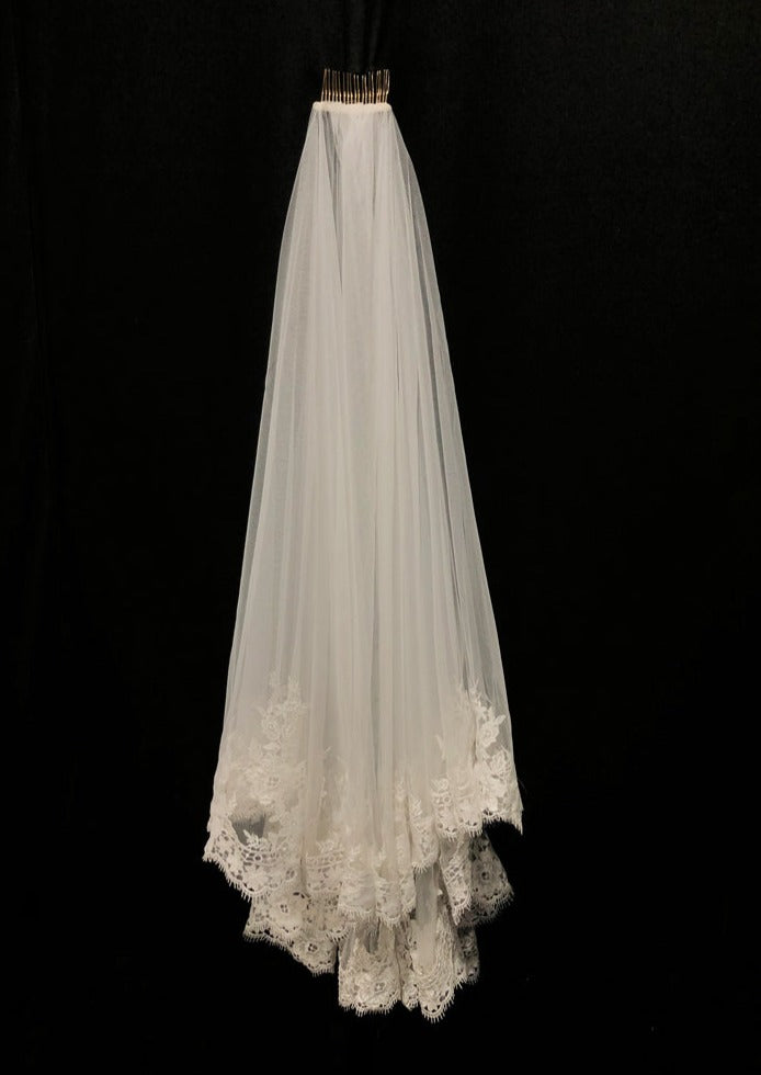 Ava | Lace Medium Veil