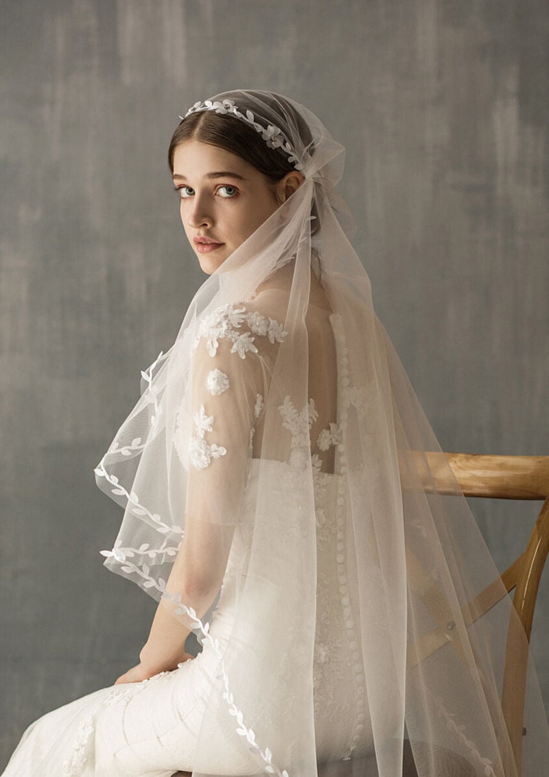 Ivy | Leaves Medium Veil