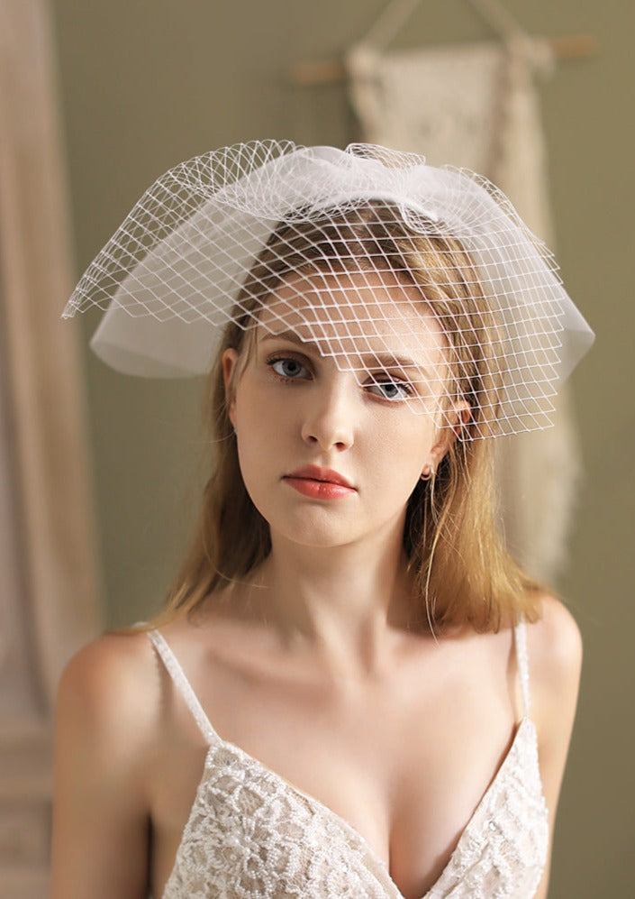 Tiffany | Vintage Birdcage Short Veil