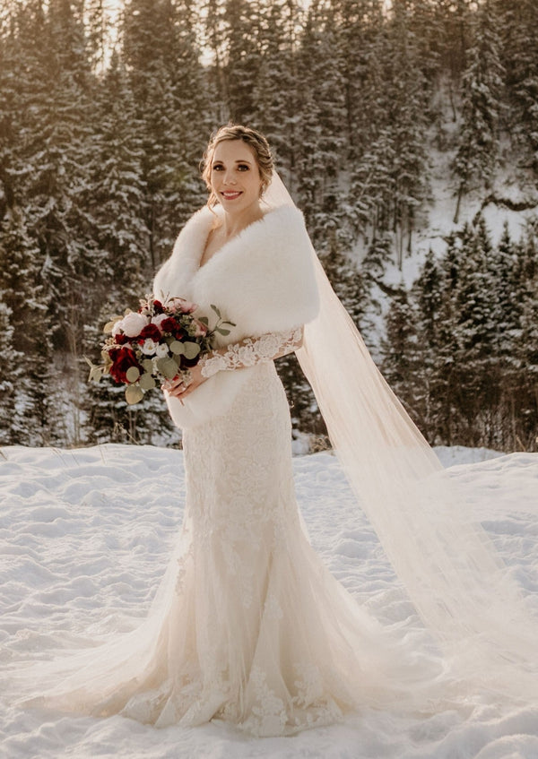 Bridal IVORY / WHITE BRIDAL WEDDING FAUX FUR SHAWLS / WRAPS