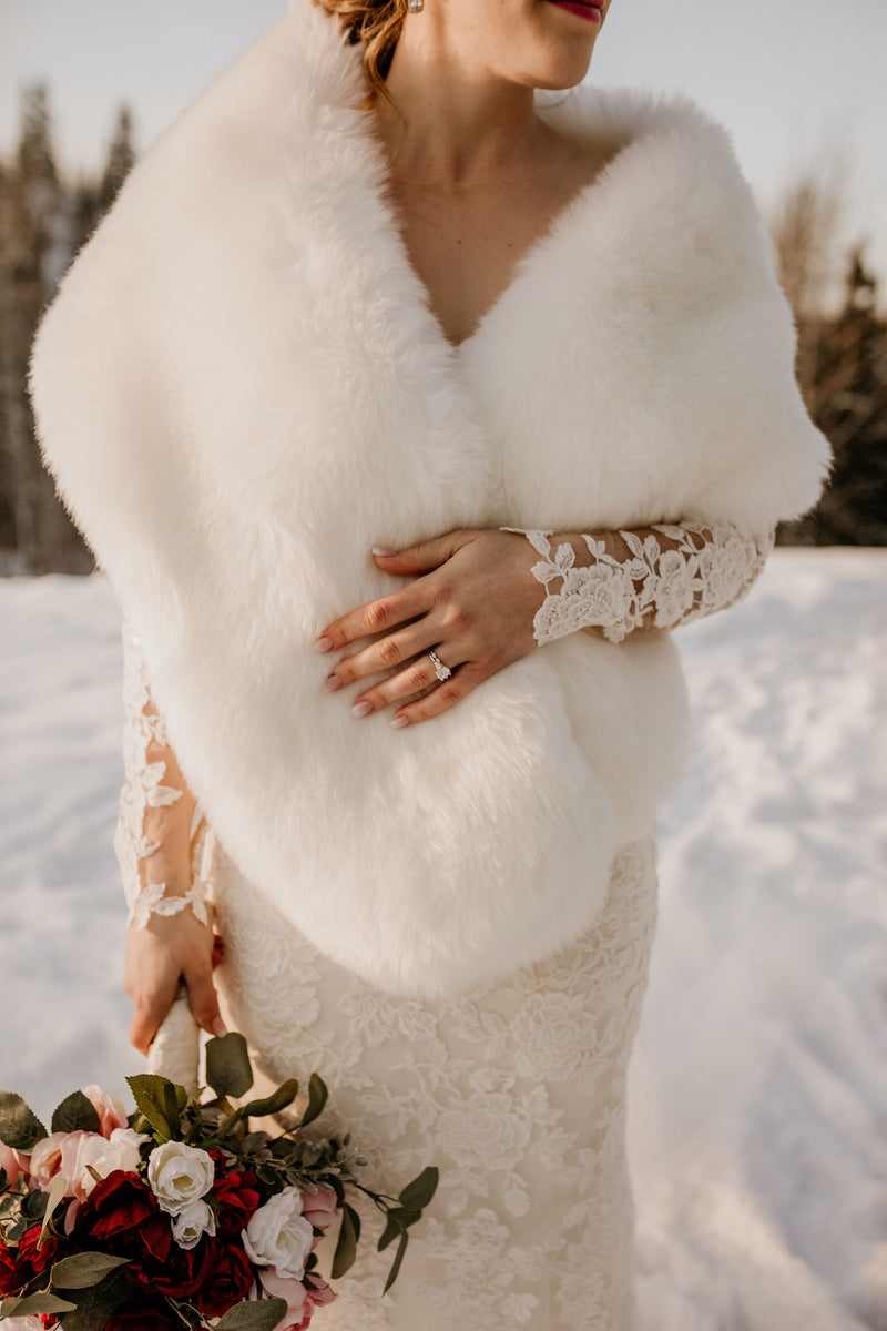 Ivory White Fur Shawl (Lilian Wht01)